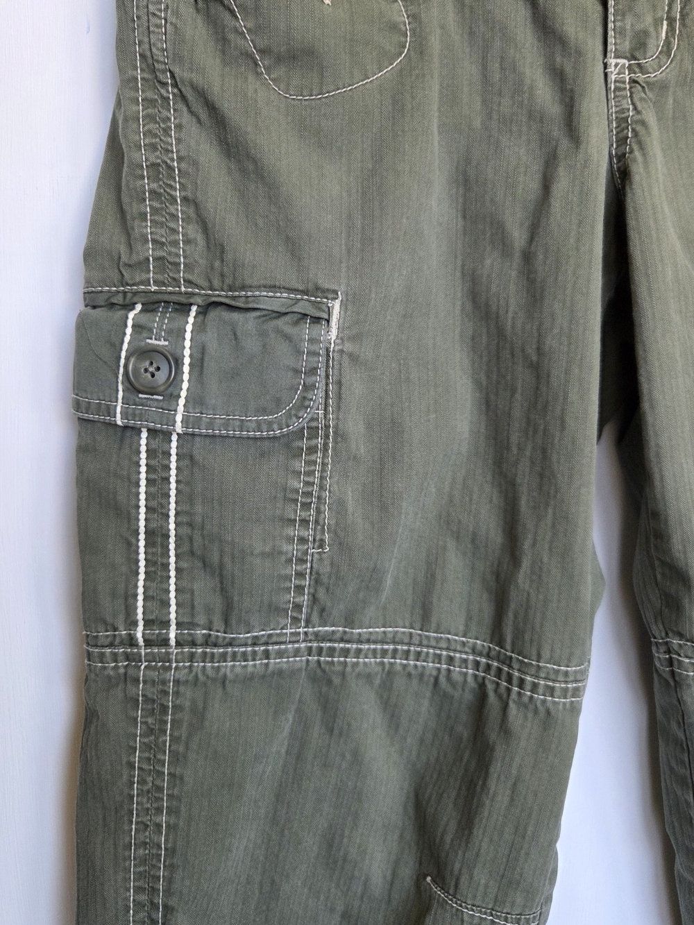Eddie Bauer Women's Green Cargo Capri Pants Cotton Twill Size-2 - Picture 3 of 12